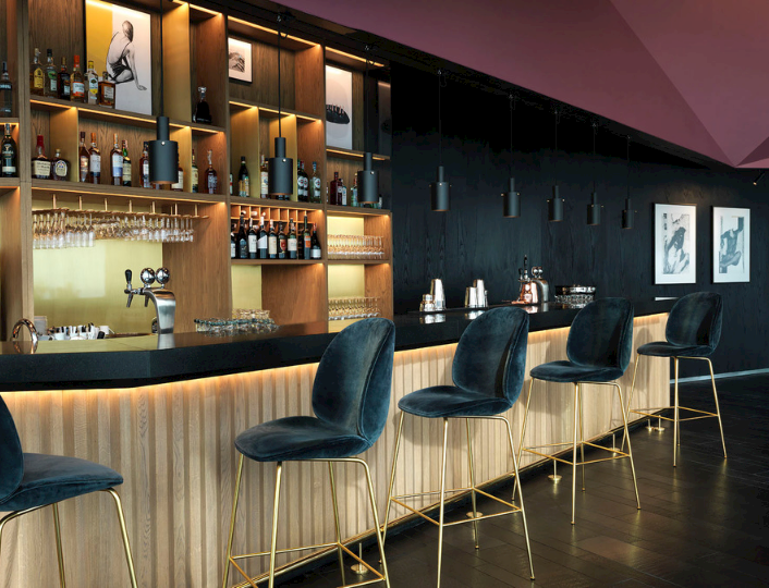 nGin Bar
